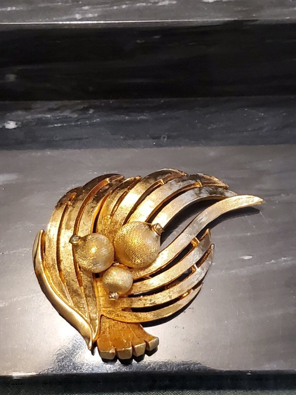 Coro Pegasus signed vintage textured gold tone beaded vintage brooch